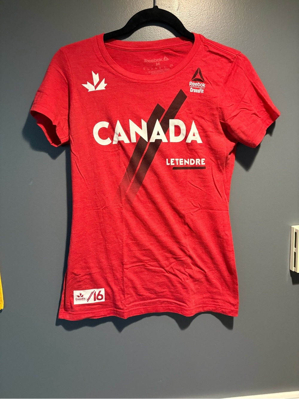💥Buy 2 Get 1 Free💥 Retro Reebok Women’s Red Canada Graphic Tee - LETENDRE